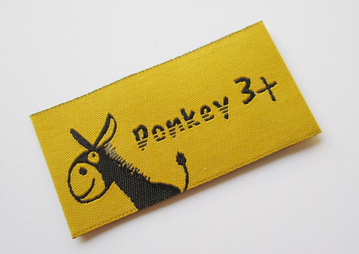 織嘜定做,織標(biāo)定做,青島服裝輔料,青島印刷廠(chǎng),青島包裝廠(chǎng)